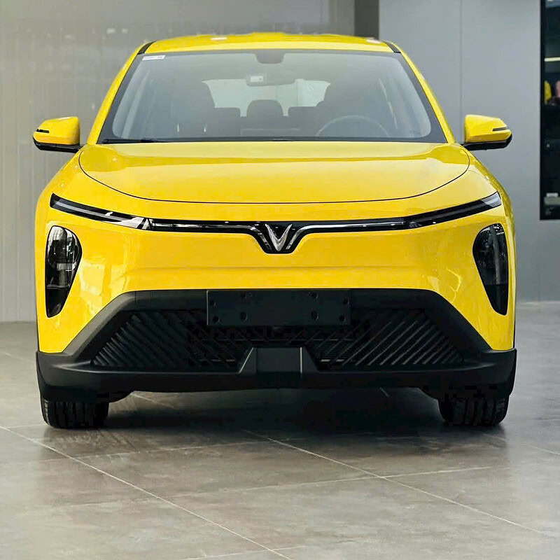 Alternative view of VinFast Limo Green - Giá Lăn Bánh Kèm Ưu Đãi 7/2026
